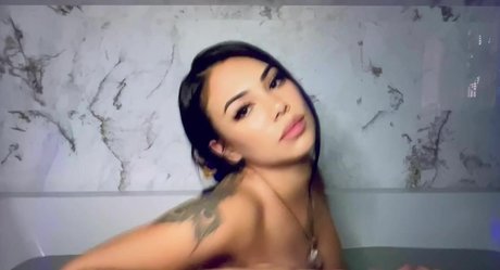 Cafe Lu Girls erotische kunst fotos