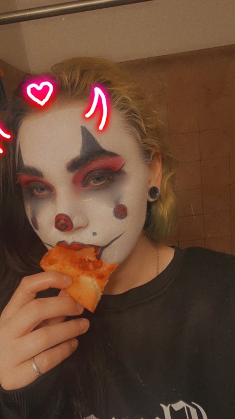 Lilly Whyte model akt bild