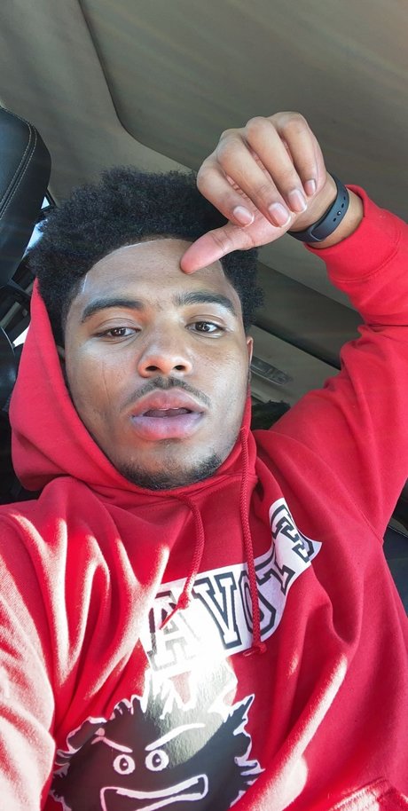 _REALPRINCETAE model pornografische archiv