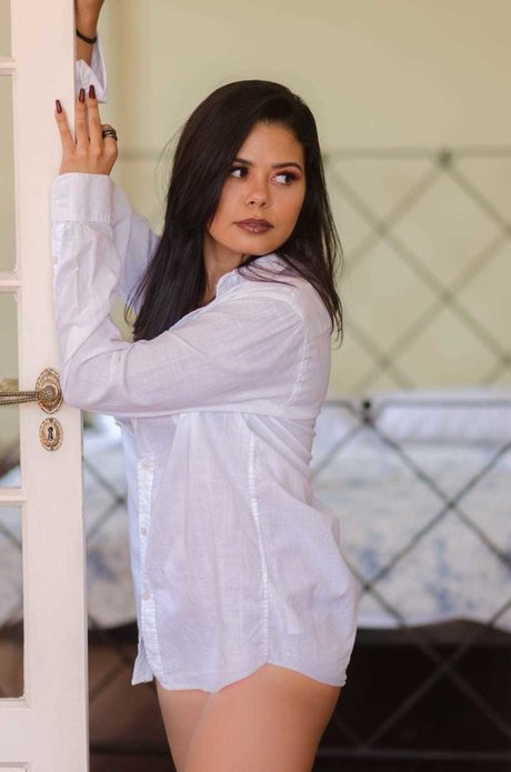 Lari Cute beste heiße bilder