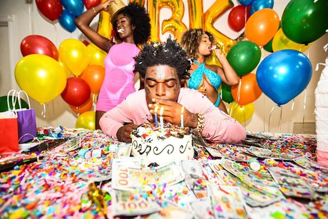 Malik Joshua xxx erwachsene foto