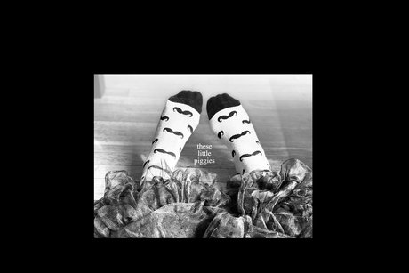 TheseLittlePiggies model exklusive fotos