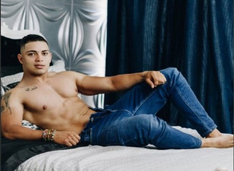 Rayan Blake kostenlose nackte bilder