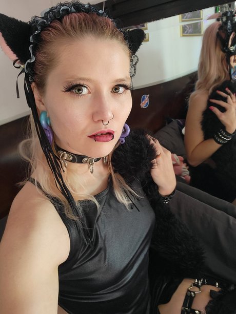 Tentacle Goddess schauspielerin nette fotos