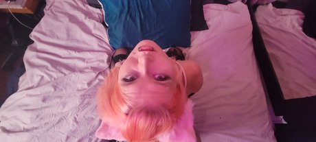 Tentacle Goddess model nackt foto