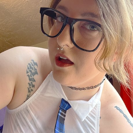 Olivia Awkward nackt exklusive galerie