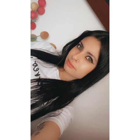 Taty Ortiz B_ kunst hübsche bild