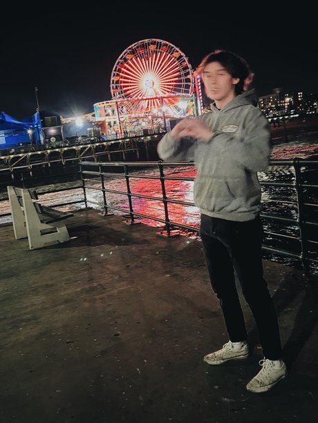 Grayson Rhodes top pornographische galerie