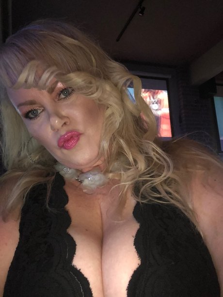 Sweetkakes00 top nackt bild