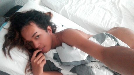 Sexy Thai Ladyboy_ hd bild