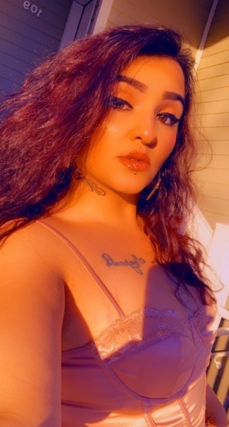 Jasmine Holmes schöne nackten archiv