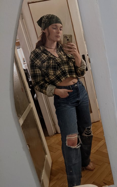 Tattooedpetit kostenlose pornographische fotos