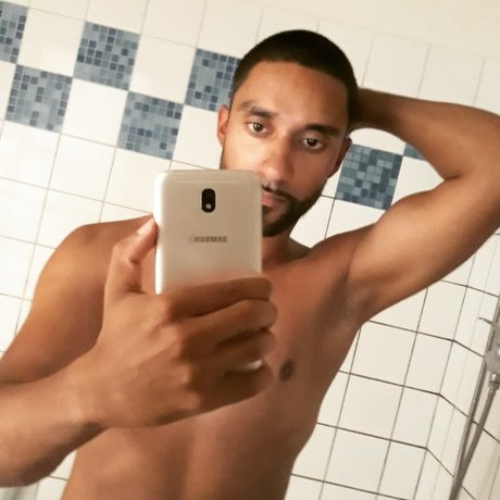 _KhakiPi_ schauspielerin xxx bild