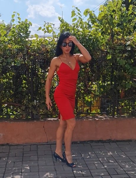 Tanita heiße nackte bild