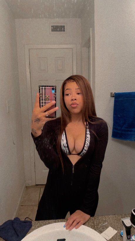 Jermani schauspielerin exklusive fotos