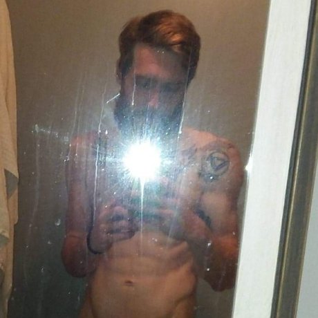 Criddy Max_ nackt fotos