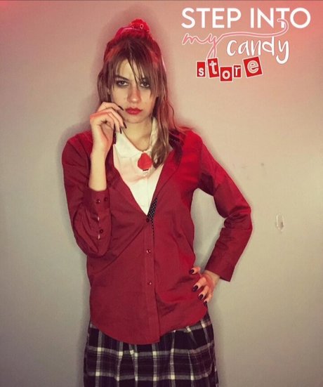 Psychotic Circus schauspielerin erwachsene foto