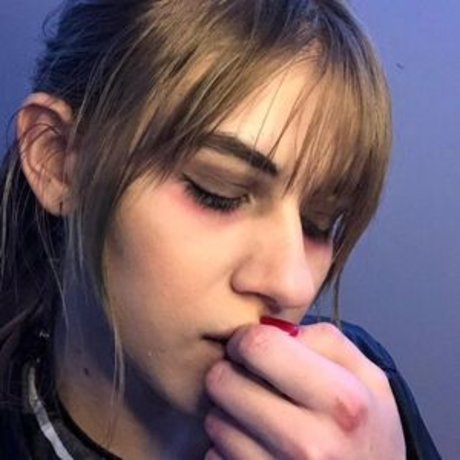 Psychotic Circus model nackt galerie