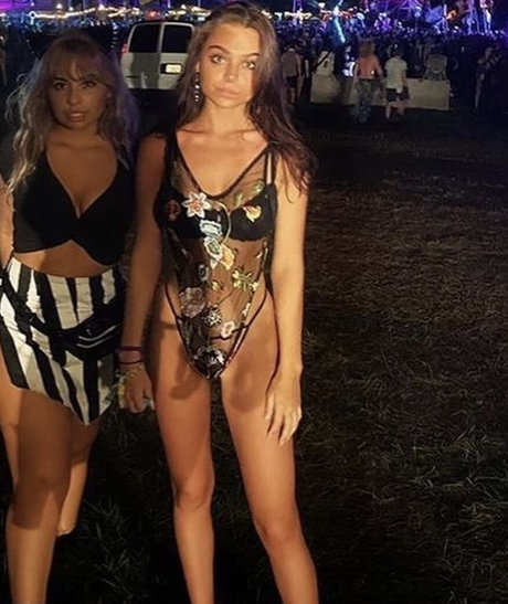 hängetitten onlyfans porno hd archiv