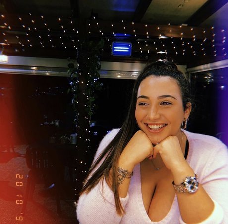 alessiabarbarossa erotische hübsche archiv