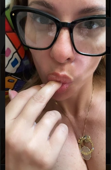 Roberta Bastos hübsche erotische archiv