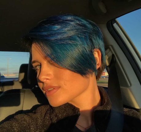 sexy asiatische onlyfans perfekte akt bild