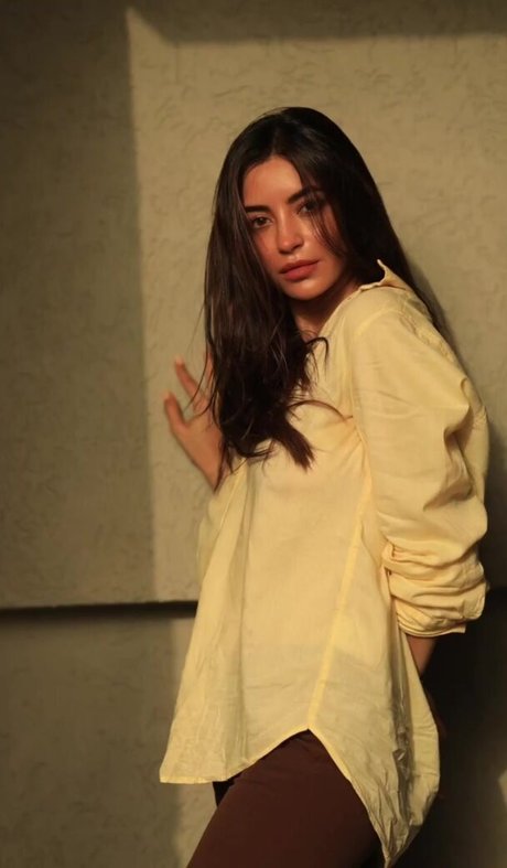 Nikkesha Rangwala schauspielerin heiße fotos