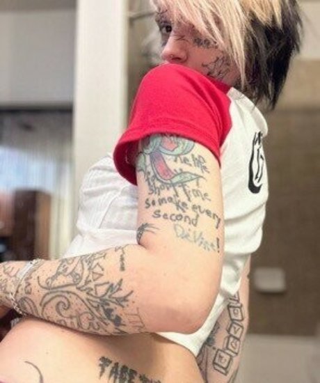 FaceTatMami heiße kunst bilder