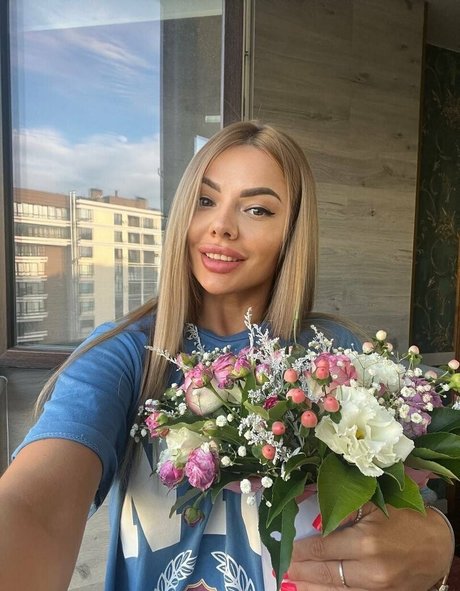 teach me amy model nackt foto