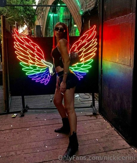 nickycerini erotische nackte archiv