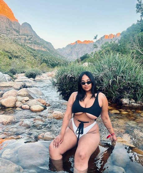 Magan Jade freie sex bild