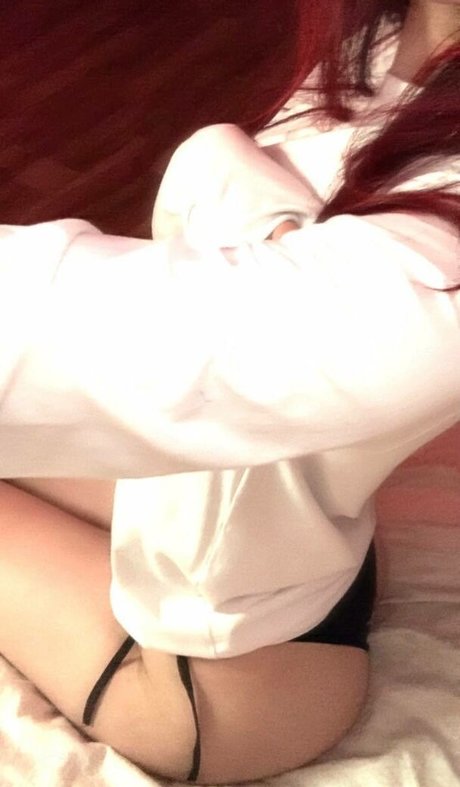 M uselessbeauty top nacktheit foto