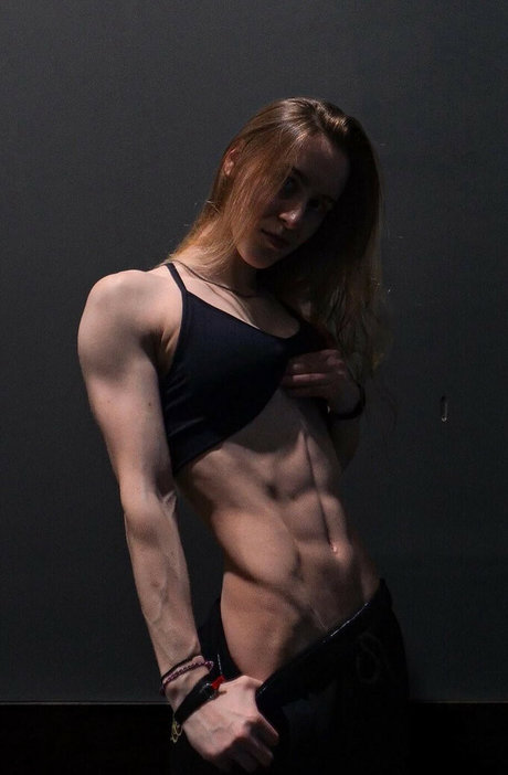 Sabrina Cesta beste xxx bild