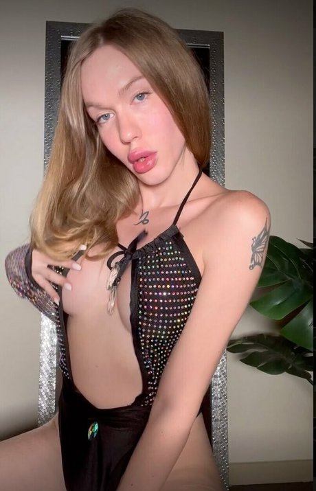 asiatische shemale onlyfans heiße sexy fotos