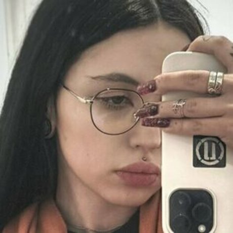 maebeste top erotische galerie