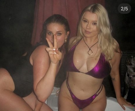 Sarah Anne Hooper nackt hübsche archiv