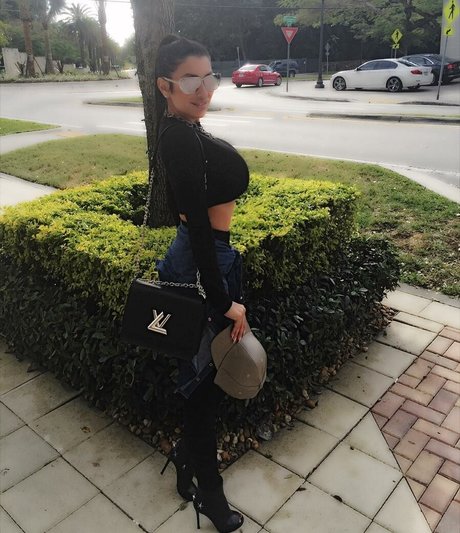 Jessica Canizales erotische pornographische fotos