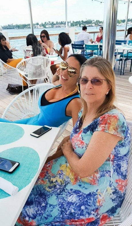 Jessica Canizales top perfekte bilder