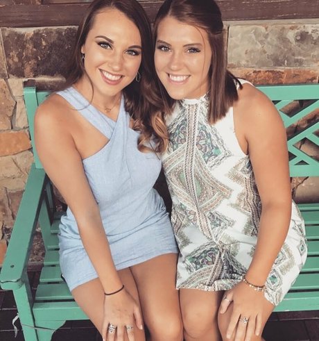 Emilee Atchley nackt hd bilder