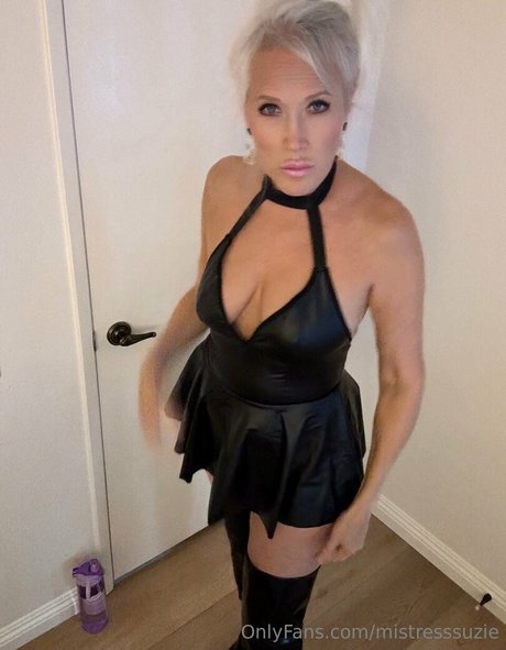 mistresssuzie nackt top foto