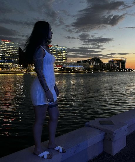 lalawlsn sexy pornostar foto