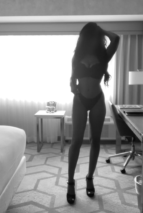 Emma Raine freie akt galerie