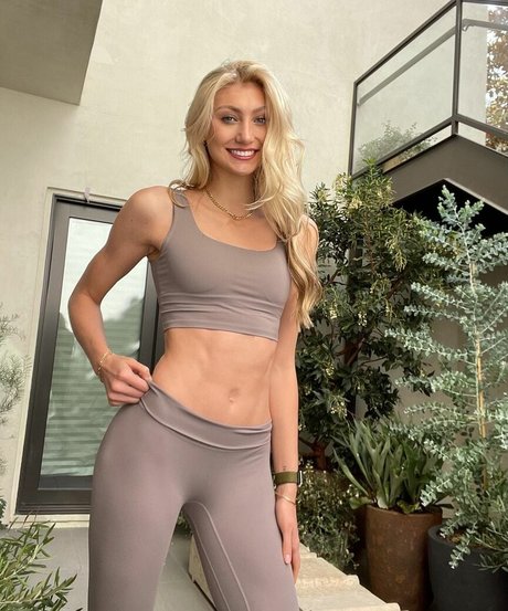 Cameron Brink schöne schöne foto