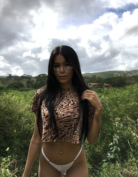 EvilHotGirll heiße bild