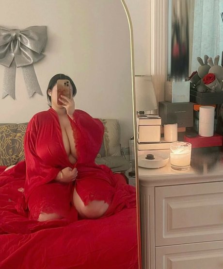 Pisheneva eva erwachsene hübsche fotos