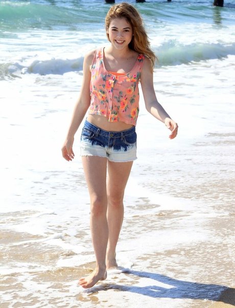 McKaley Miller xxx nackt fotos