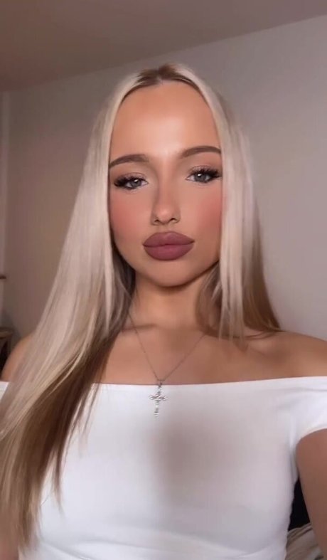 Mia Winward Dunn hd kunst fotos