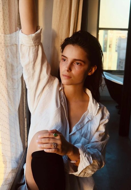 Inde Navarette porno exklusive bild