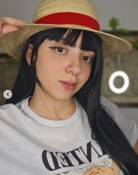 Asmr Da Neve schauspielerin bilder