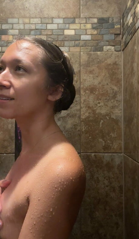 Nikita Crump nackten fotos